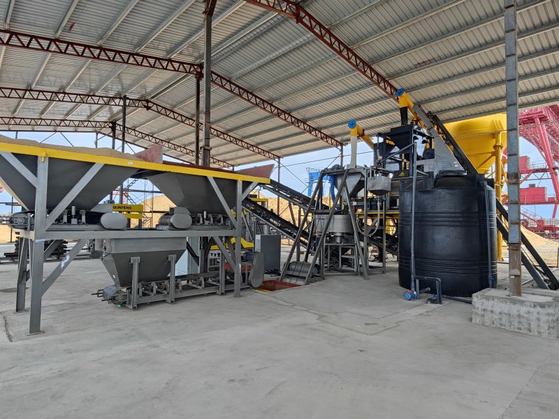 the QS1300 automatic block production line in Sri Lanka শ্রীলঙ্কায় কিউএস 1300 স্বয়ংক্রিয় ব্লক উত্পাদন লাইন