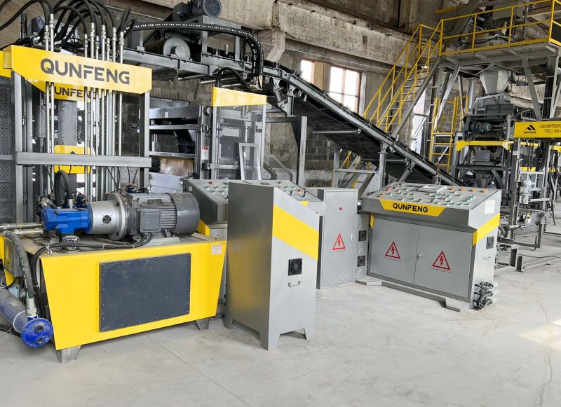 QS1300 USSURIYSK এ স্বয়ংক্রিয় ব্লক উত্পাদন লাইন