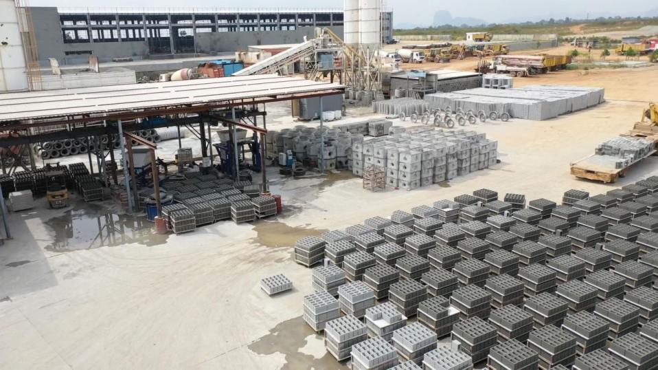 ব্লকের পিছনে মস্তিষ্ক: সম্পূর্ণ স্বয়ংক্রিয় ব্লক মেশিনের প্রযুক্তির ভিতরে