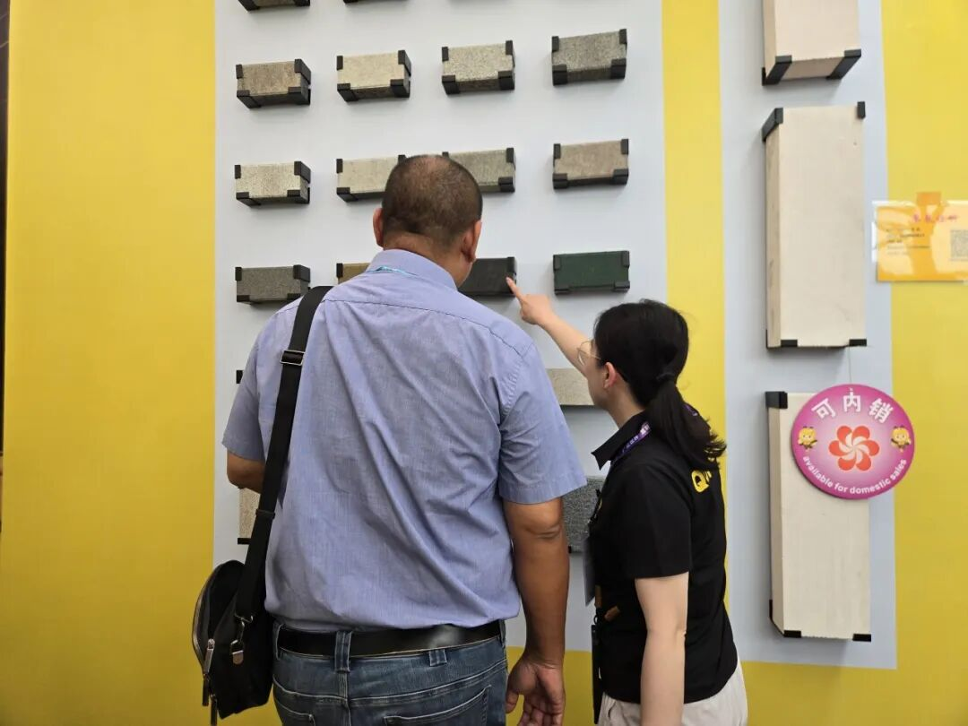 কুনফেং দল বিশ্বব্যাপী ক্রেতাদের বুদ্ধিমান বিল্ডিং উপকরণ যন্ত্রপাতি বৈশিষ্ট্য ব্যাখ্যা করছে